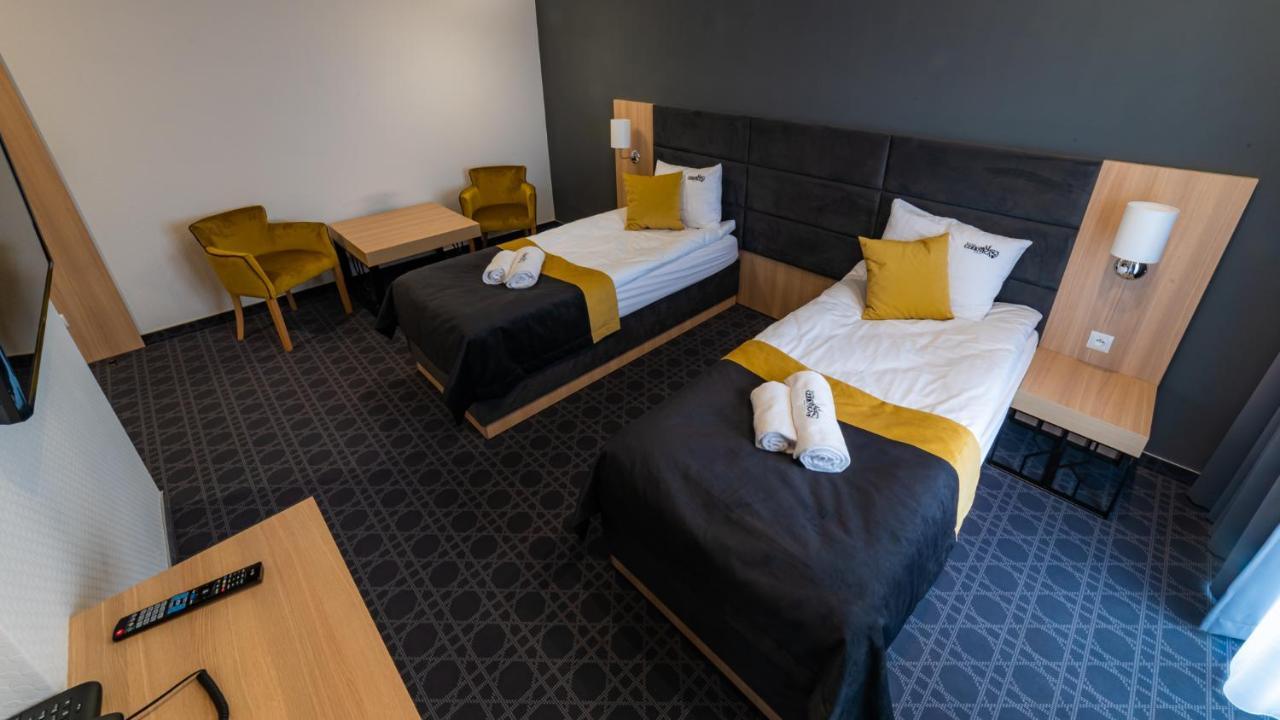 Hotel Nad Czernica Czarne  Экстерьер фото