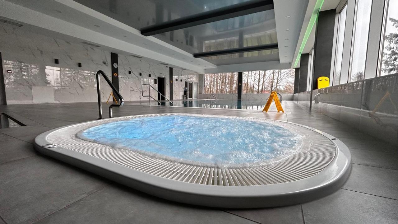 Hotel Nad Czernica Czarne  Экстерьер фото